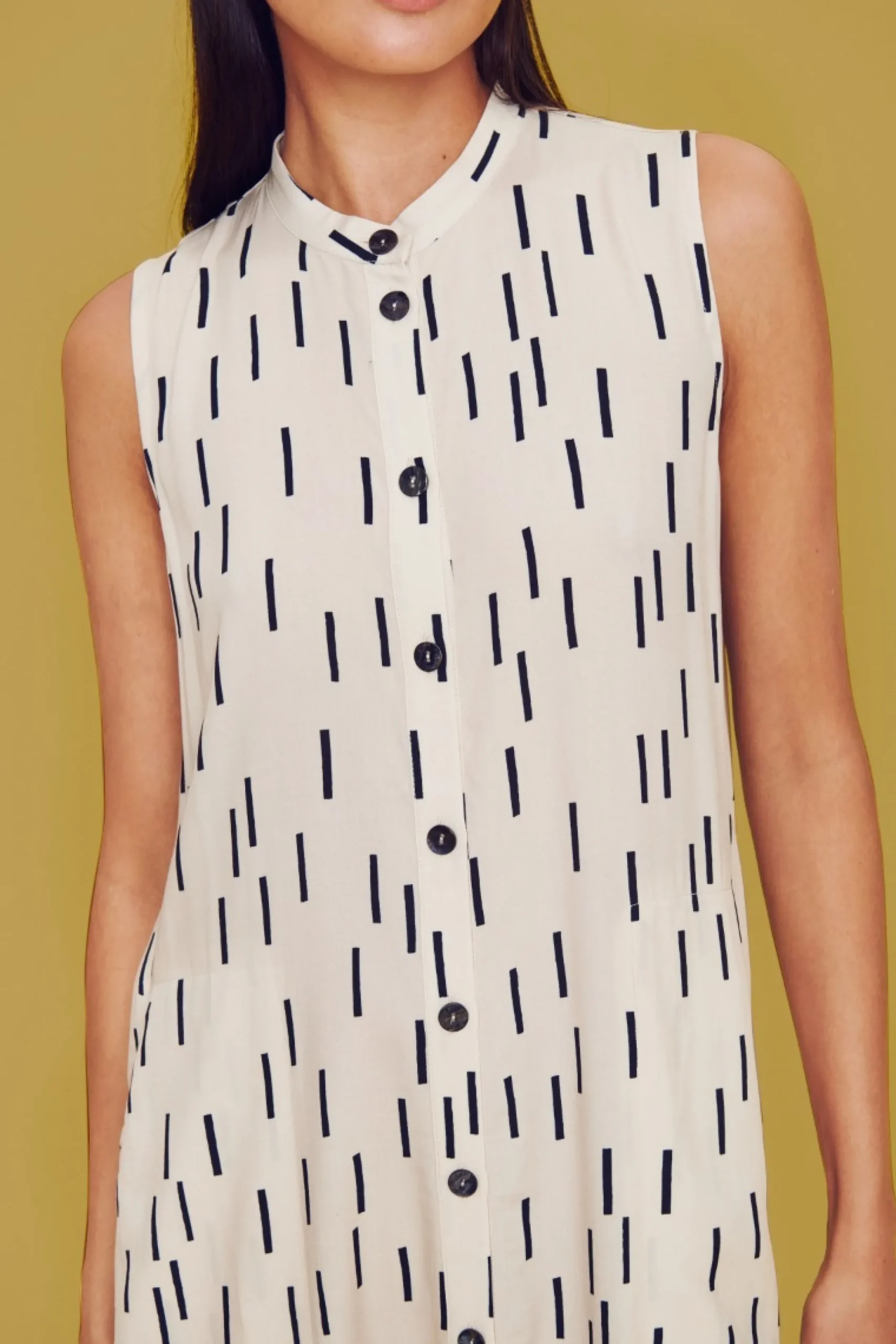 Dahlias Fsc Aermelos Kjole