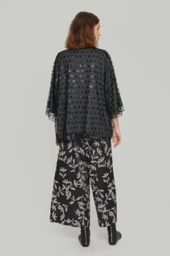 Embroidery Mesh Bluse