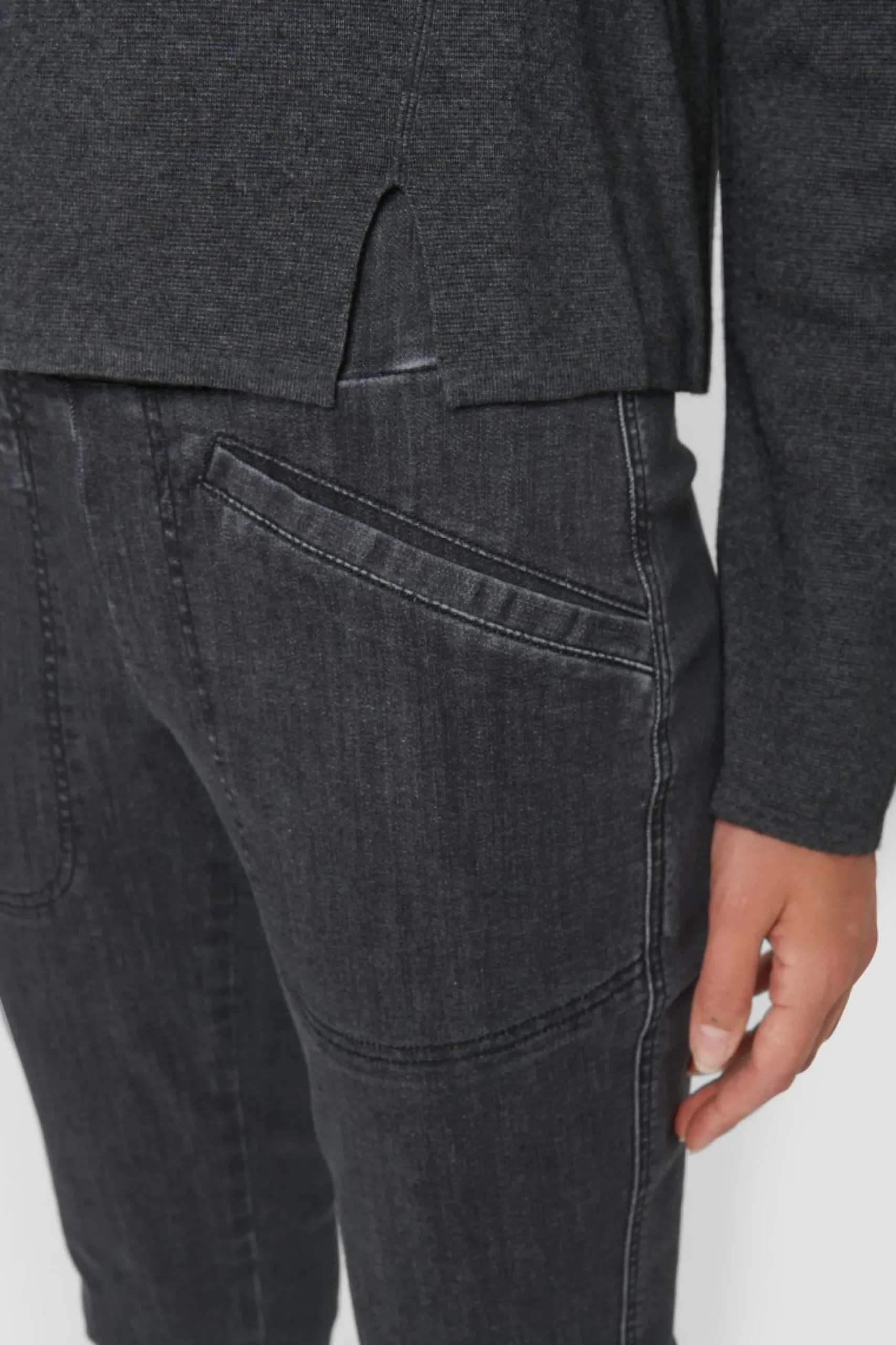 Wakasu Wool Blend Bluse